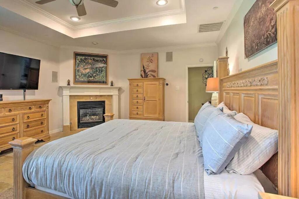 Heated Pool, Pool Table, Hot Tub, Home Theatre, Guest House, Basketball Court, Sleeps-20 Allen Exterior photo